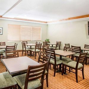 Quality Inn & Suites Denver International Airport